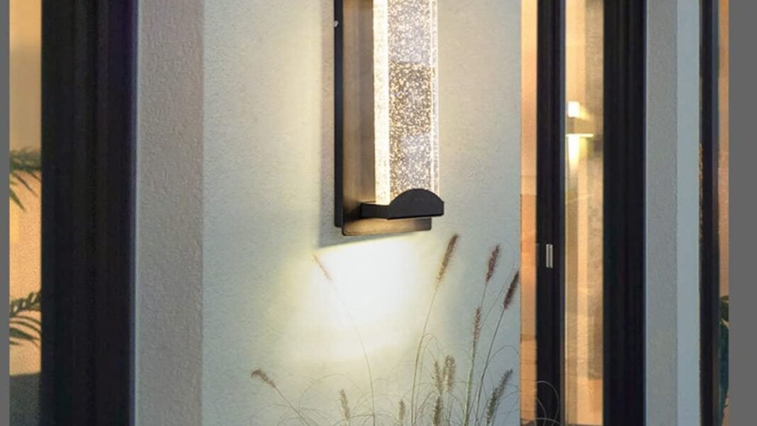 energy efficient exterior wall sconce