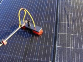 solar penal cleaning brush